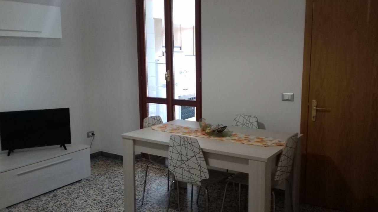 Ferienwohnung App sul lungomare San Benedetto del Tronto Exterior foto