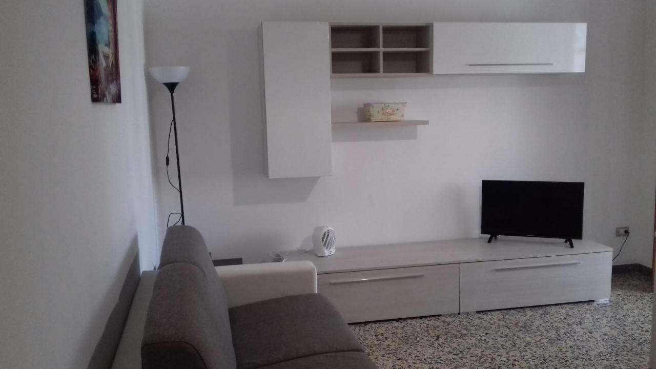 Ferienwohnung App sul lungomare San Benedetto del Tronto Exterior foto