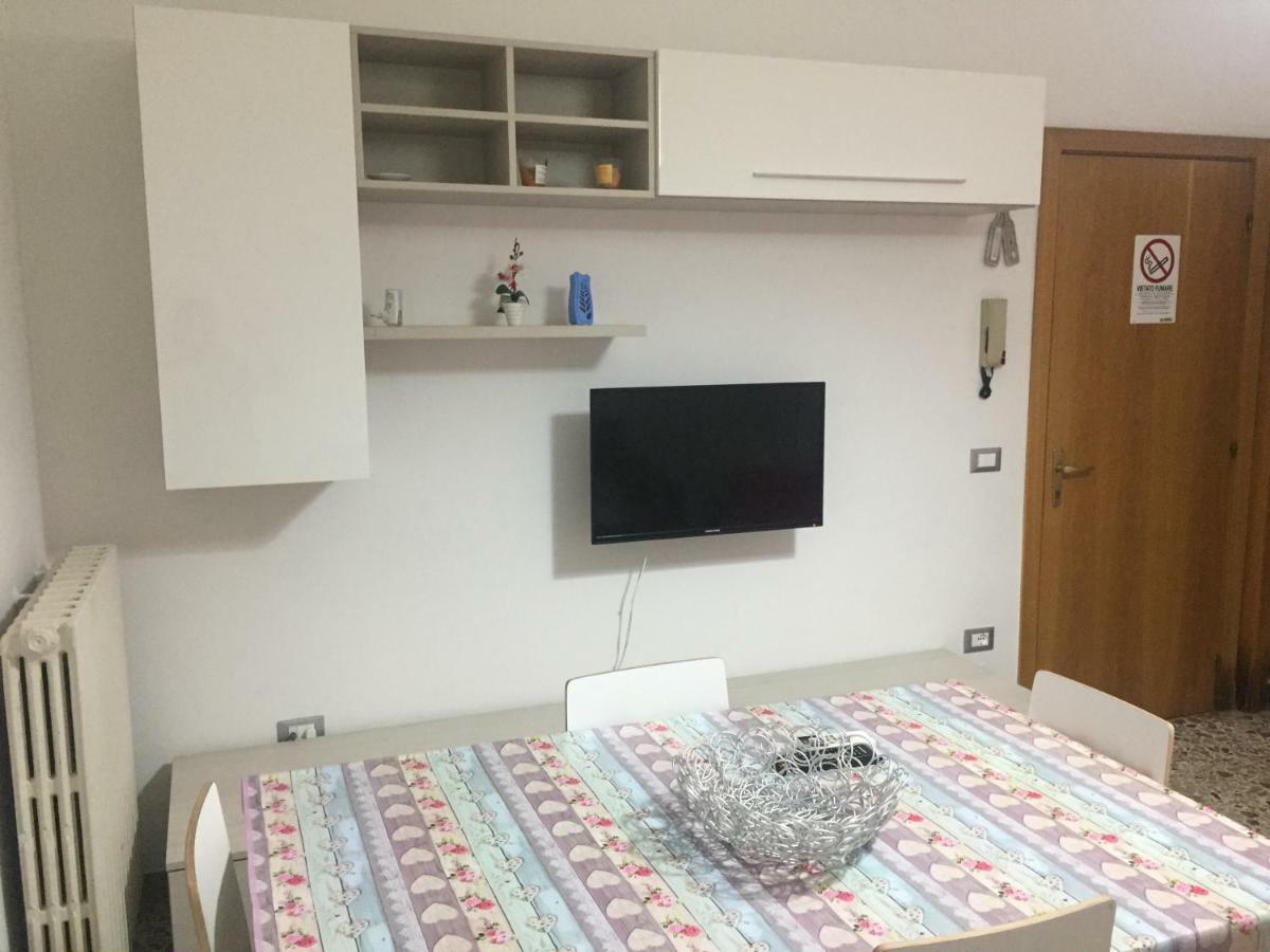 Ferienwohnung App sul lungomare San Benedetto del Tronto Exterior foto