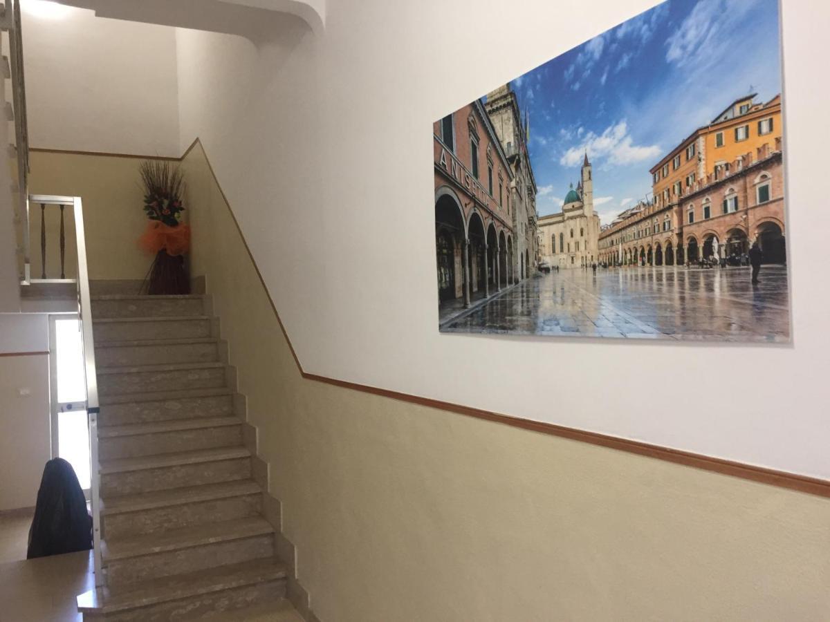 Ferienwohnung App sul lungomare San Benedetto del Tronto Exterior foto