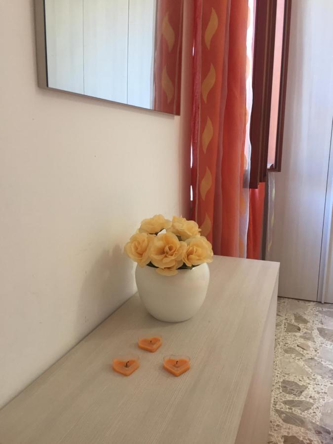Ferienwohnung App sul lungomare San Benedetto del Tronto Exterior foto